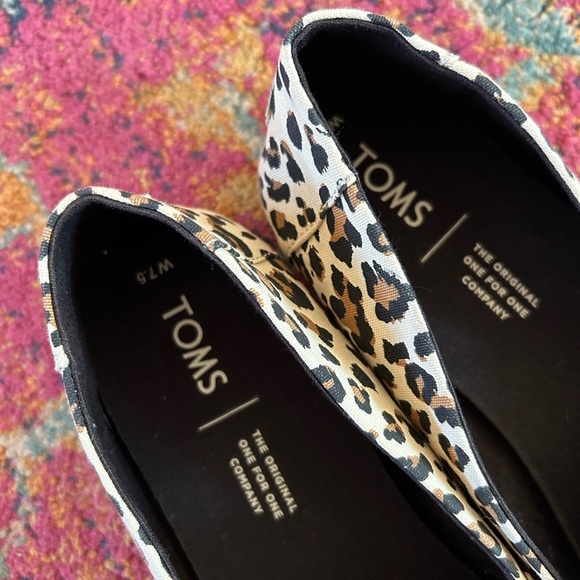 Toms | Women’s cream/black/brown Alpargata Animal Print Casual Slip-On Shoes 7.5 - Picture 11 of 15